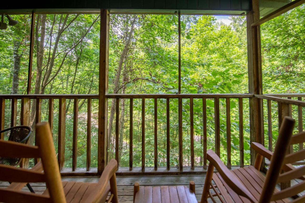 North Ridge Place Brand New Log Cabin With Hot Tub Great Location Sevierville Dış mekan fotoğraf
