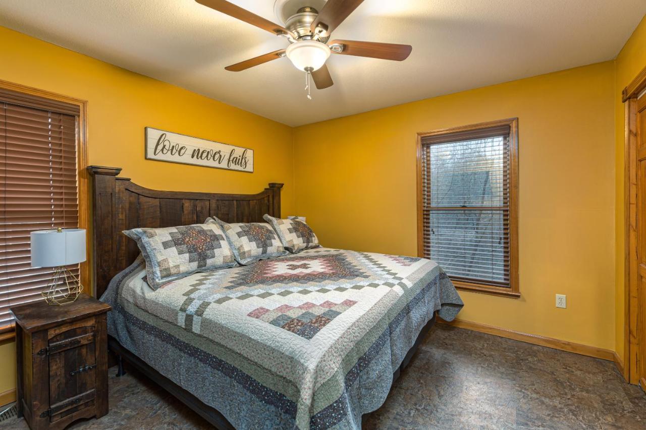 North Ridge Place Brand New Log Cabin With Hot Tub Great Location Sevierville Dış mekan fotoğraf